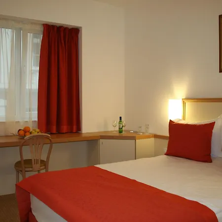 Hotel Arte 3*